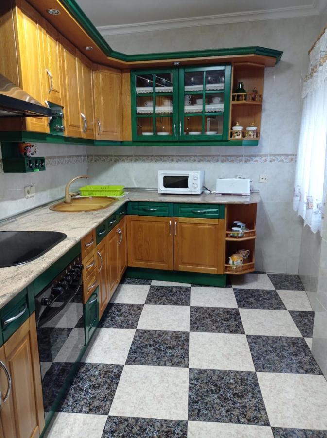 Apartamento Turistico Antigua Universidad Almagro Bagian luar foto