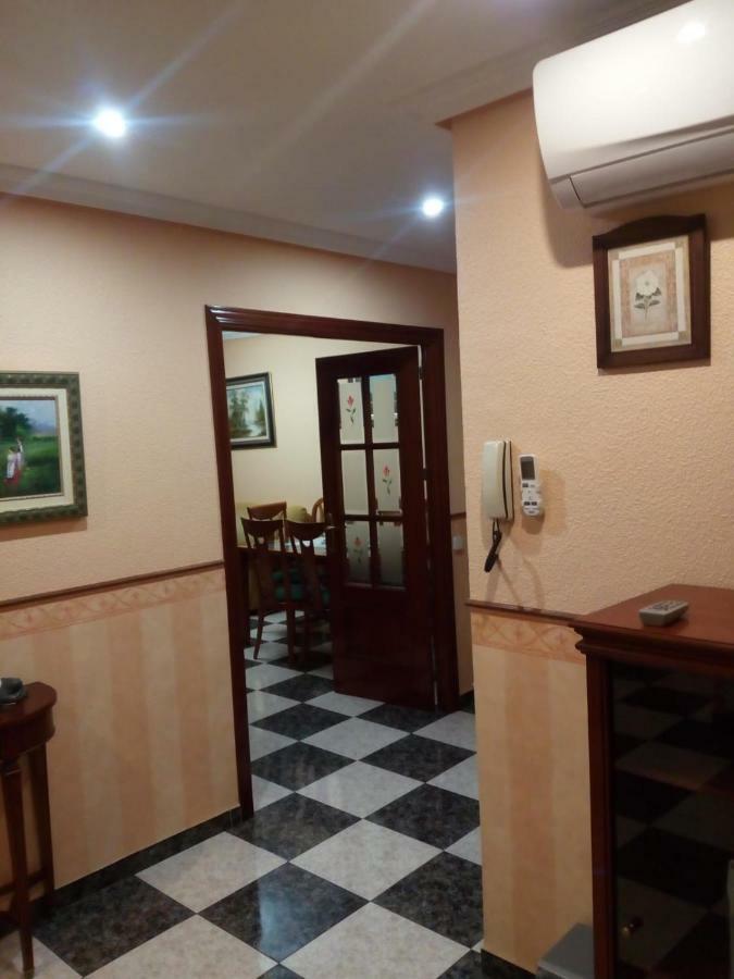 Apartamento Turistico Antigua Universidad Almagro Bagian luar foto
